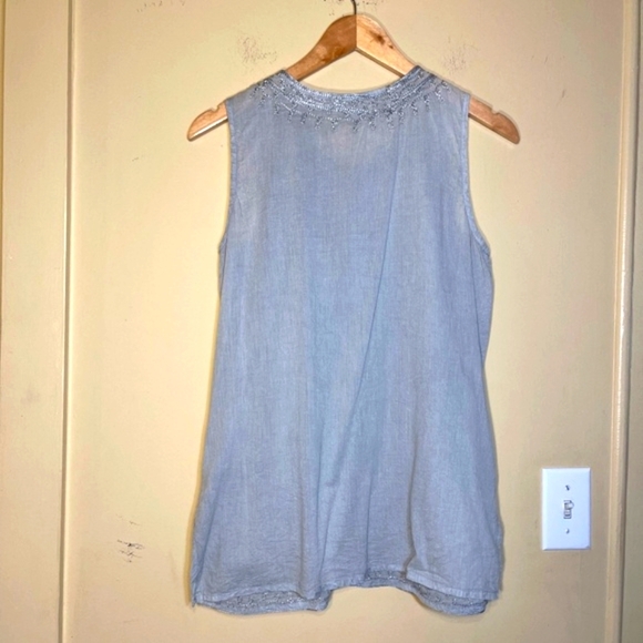 Cotton Blouse  Embroidered Sleeveless - Picture 2 of 10